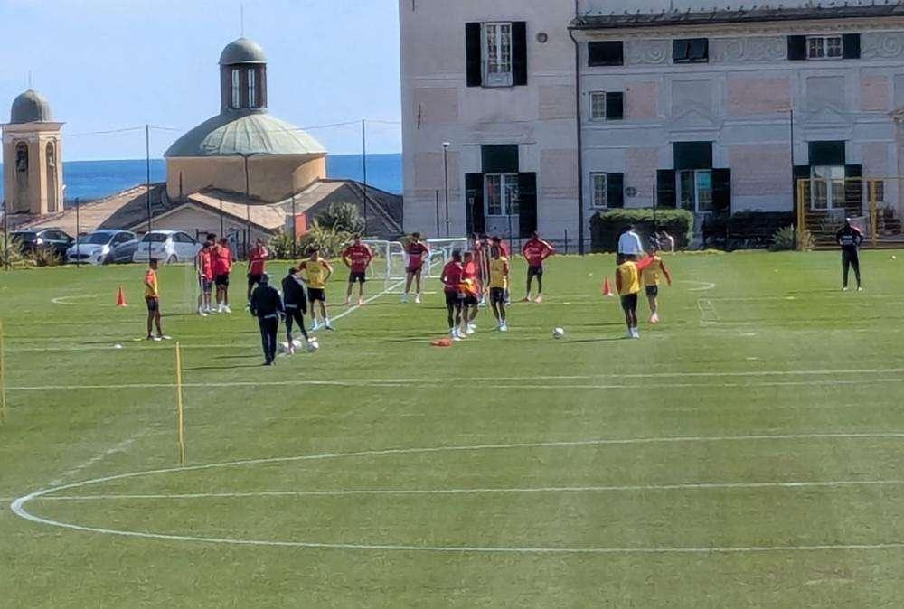 Genoa, festa al Signorini. Vitinha recuperato per la gara di venerdì 