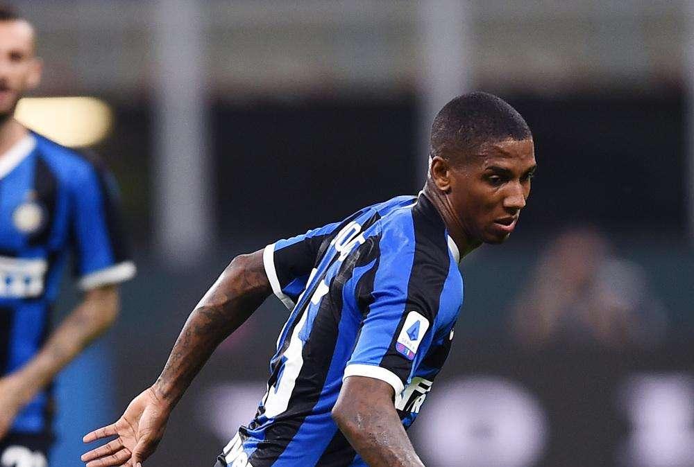 Inter, nuovo positivo, E' Ashley Young e ora sono sei