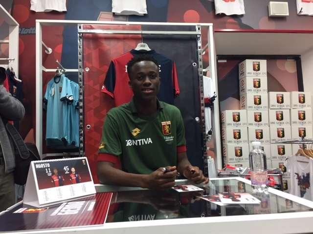 Genoa e Milan parlano per Kouamé