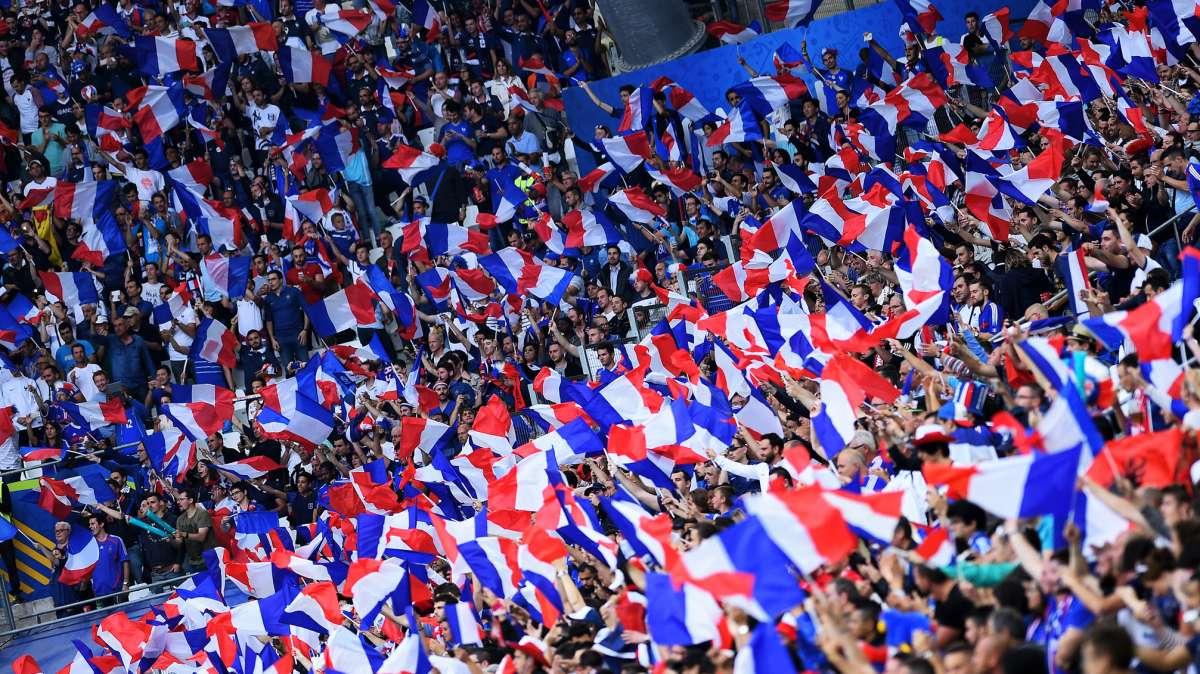Ligue 1, non riprenderà per questa stagione sportiva
