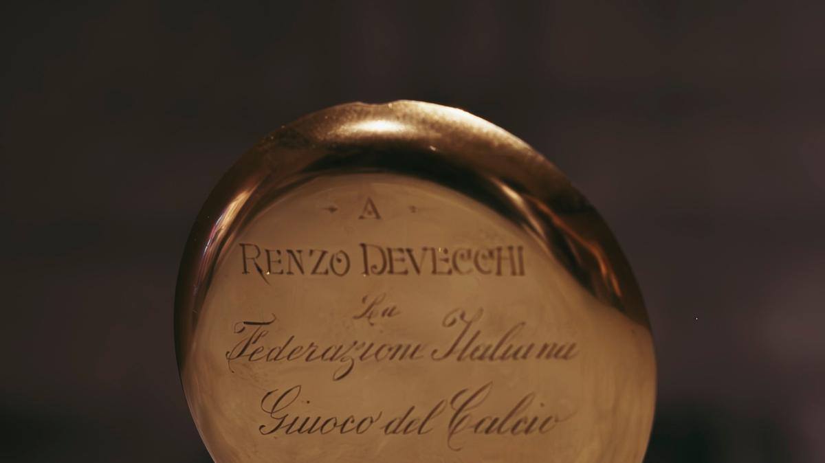 Fondazione Genoa, acquisito l'orologio donato a  Renzo De Vecchi