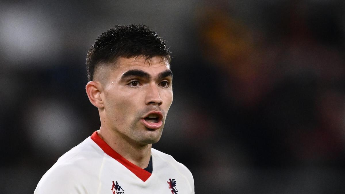 Genoa, auguri al capitano dei rossoblu Johan Vasquez