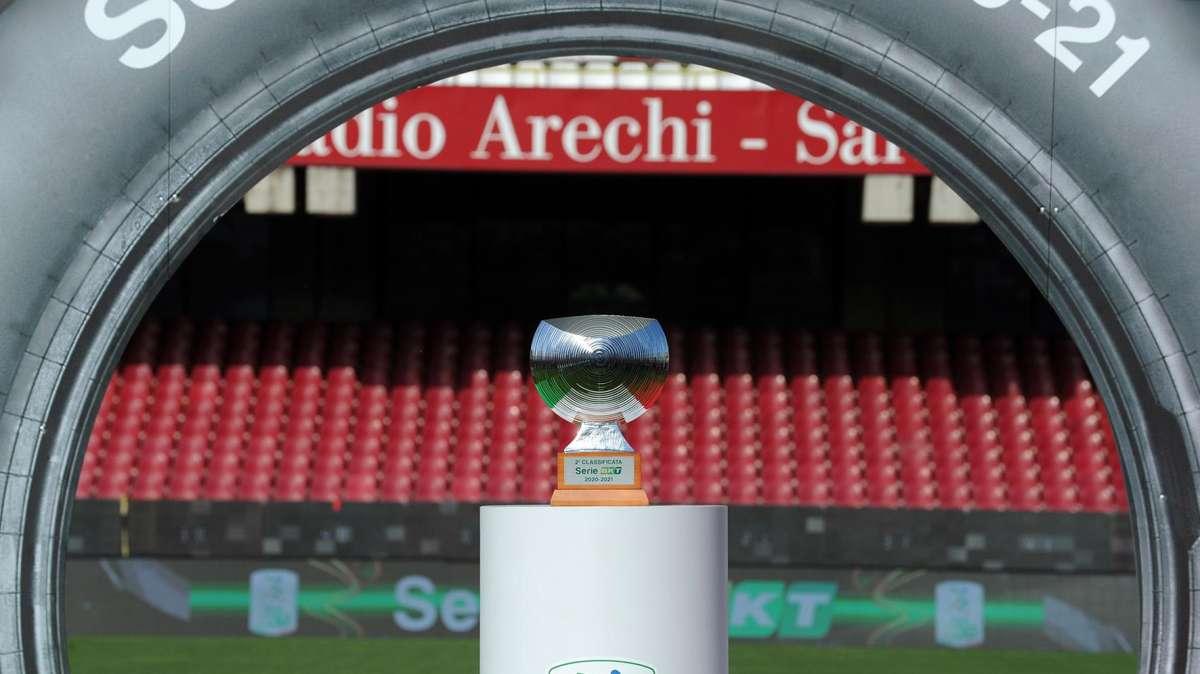 Serie B, gli orari delle gare del campionato, sono sei le sessioni