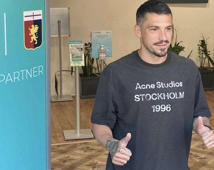 Genoa, visite mediche per Stanciu e avvio della nuova stagione