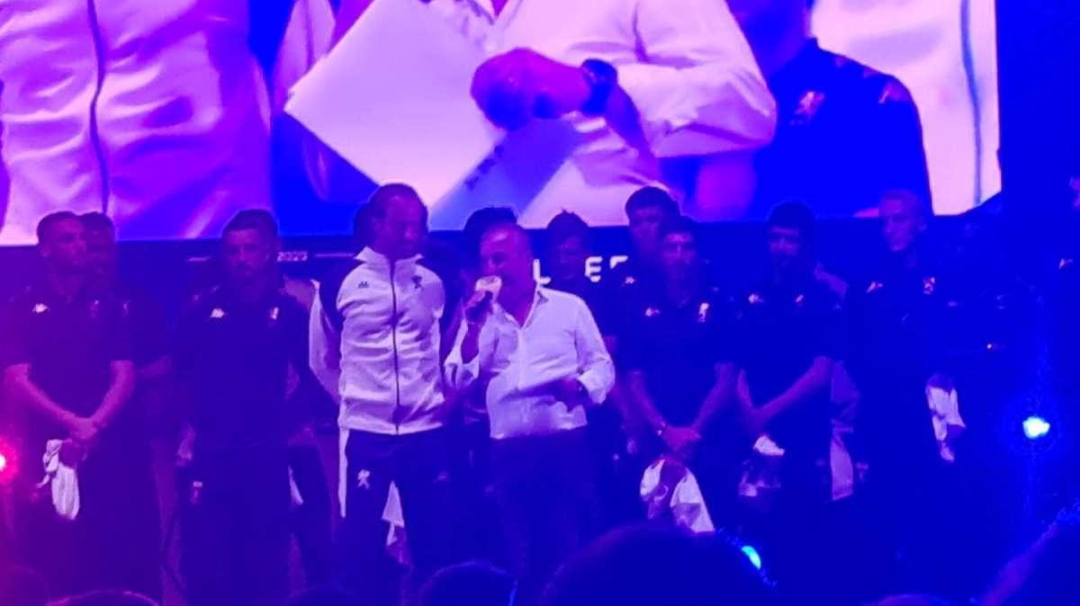Genoa, l'arrivo della prima squadra in Porto Antico per la festa