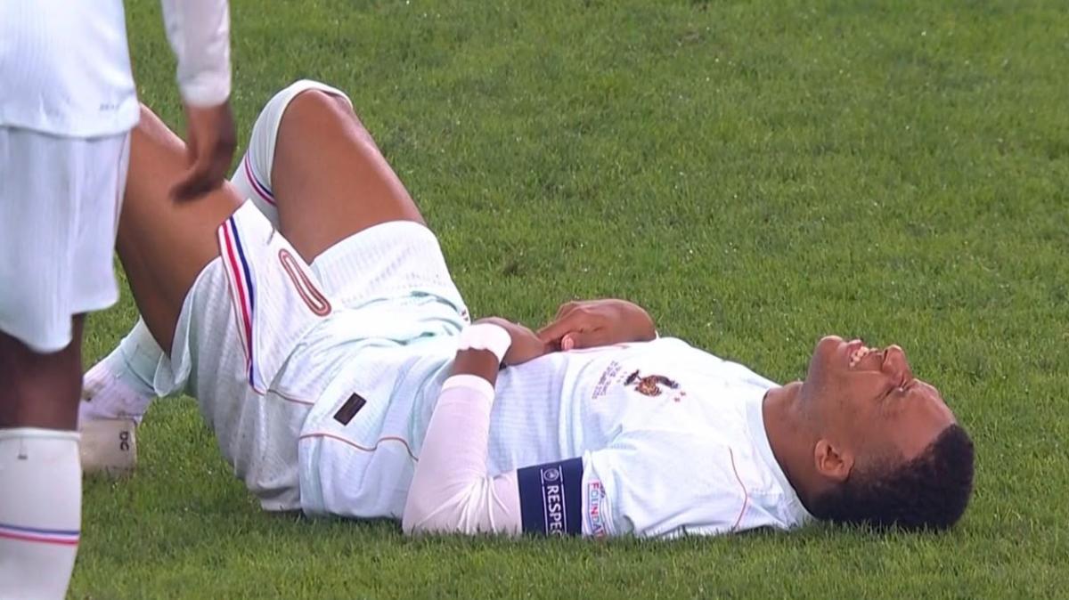 Francia, gol e infortunio per Mbappé: ecco cosa è successo