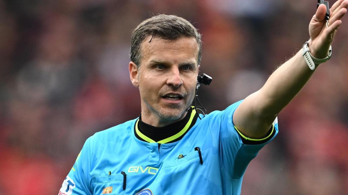 Fiorentina-Atalanta, infortunio per...l'arbitro: La Penna sostituito dal quarto ufficiale Marinelli