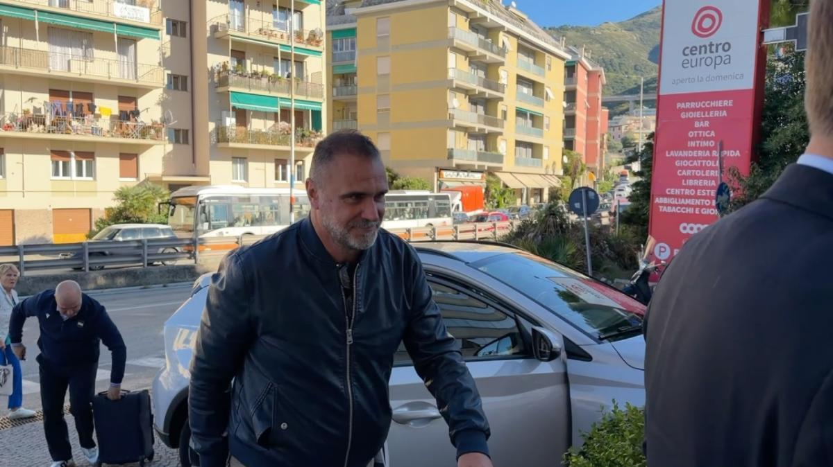 Sampdoria, D’Angelo è arrivato a Genova: le prime immagini
