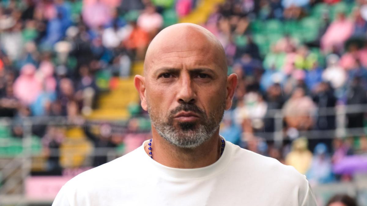 Padova sconfitto e contestato: squadra sotto la curva