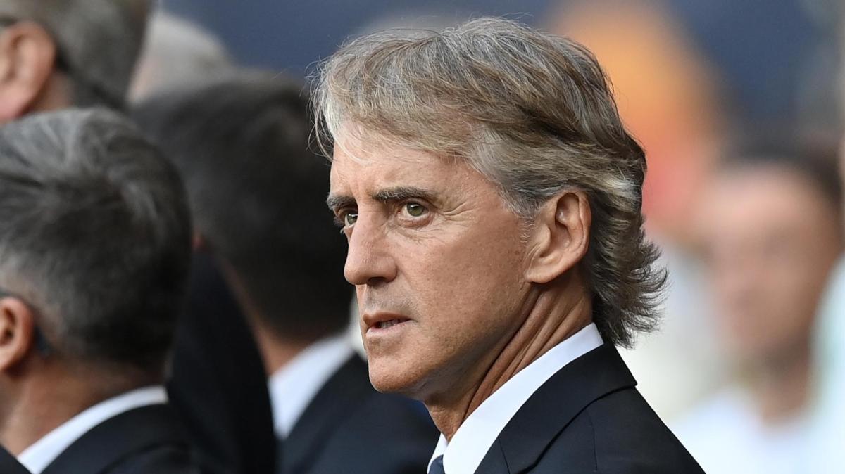 Nazionale, definito lo staff di Mancini: ci sono anche Bonucci e Maccarone come collaboratori