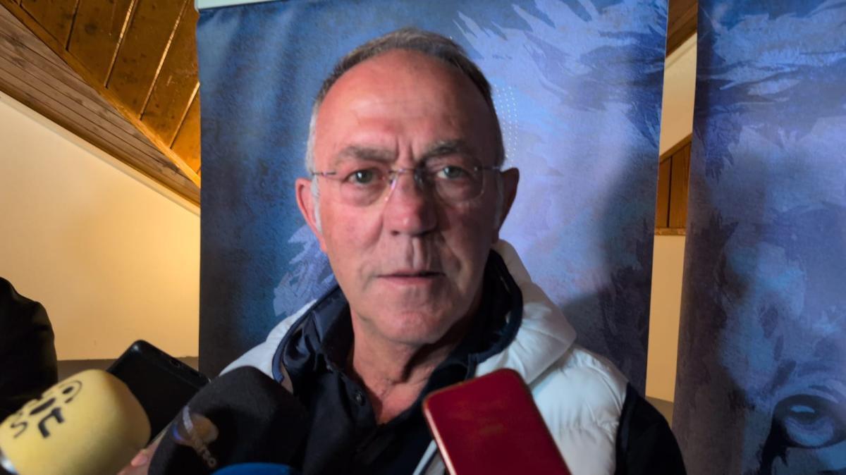 Frosinone, il ds Castagnini: "Ghedjemis distratto dal mercato, per questo è fuori"