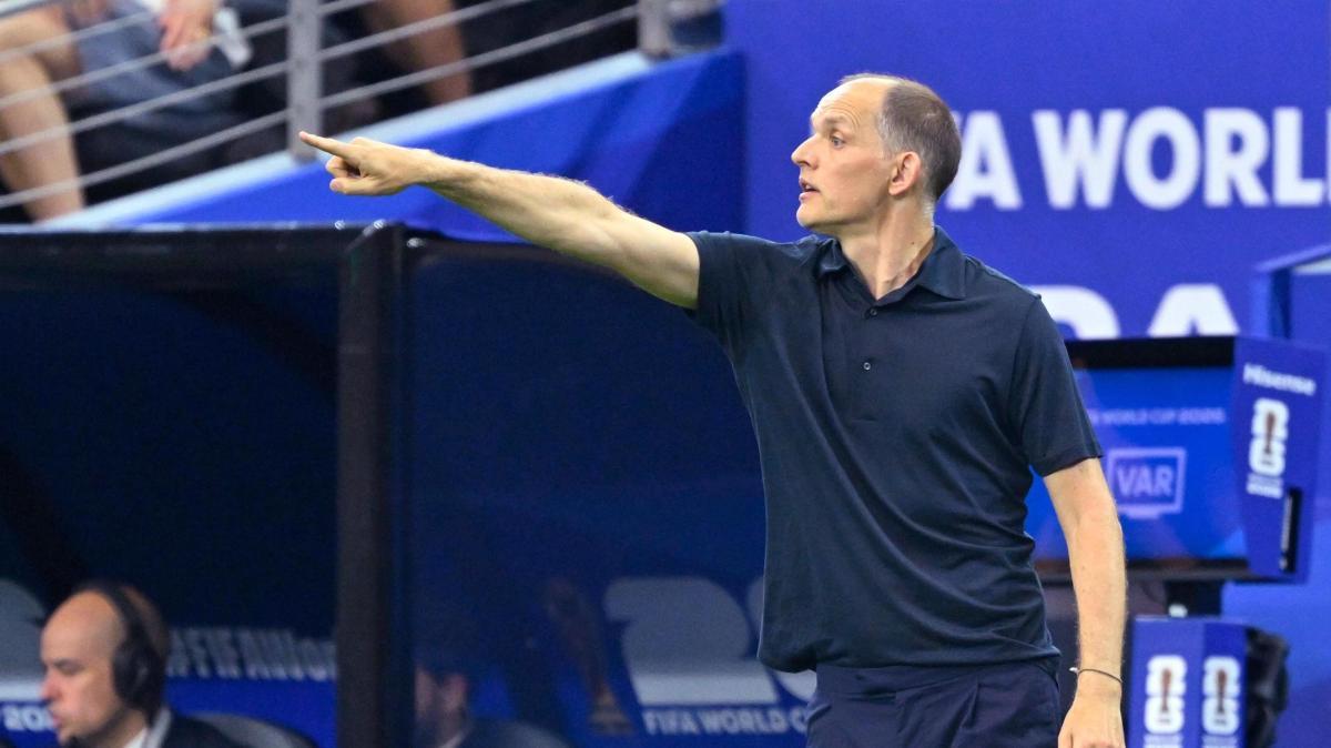 La FIFA "ascolta" Tuchel: fotografi allontanati dalle panchine durante gli inni nazionali