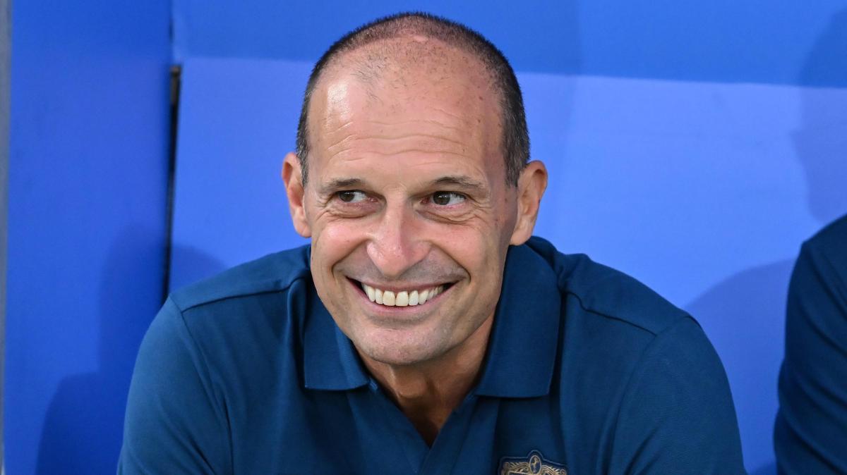 Napoli, Allegri: "Contento della mia rosa. Scudetto? L'Inter rimane favorita"