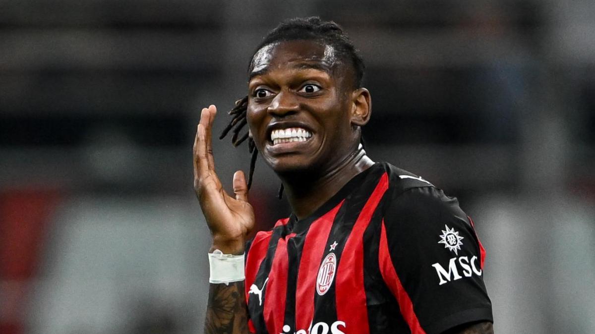 Continua la trattativa con l'Aston Villa, il Galatasaray non molla. Milan, il punto su Leao