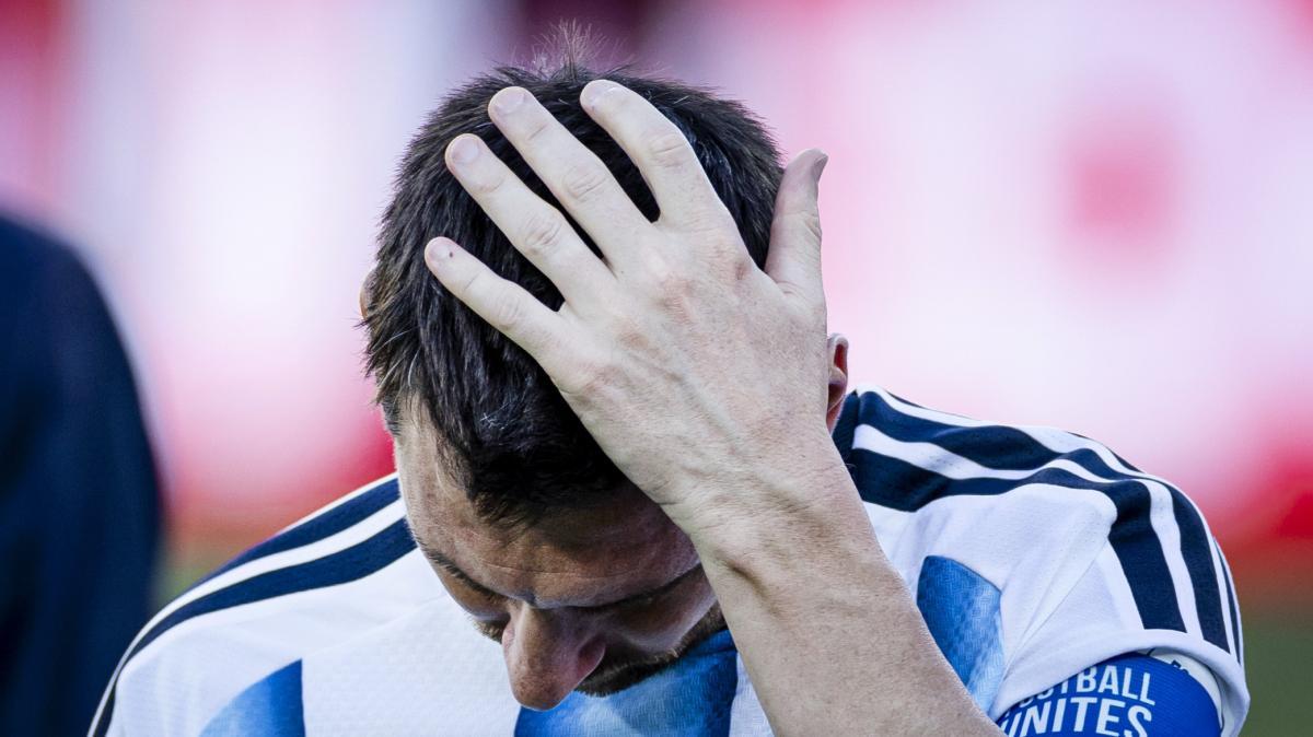 Messi e la lettera di addio al padre: "Non so come andare avanti senza di te"