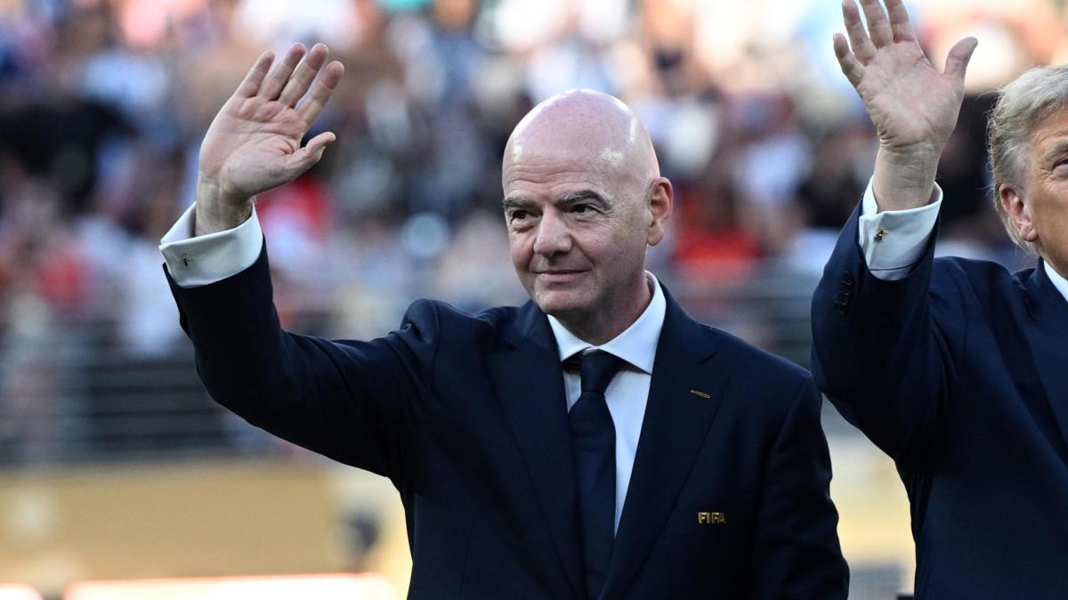 UEFA, AFC e CONCACAF contro Infantino e la FIFA: "Il calcio non è suo, ha tradito la fiducia con l'inganno"