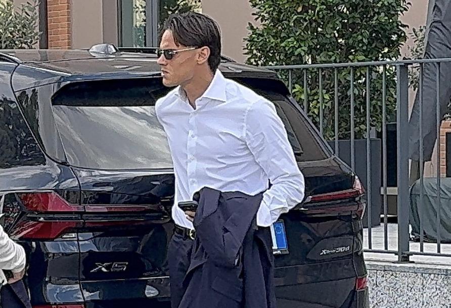 Como, Ricci è arrivato in città per le visite mediche | FOTO E VIDEO
