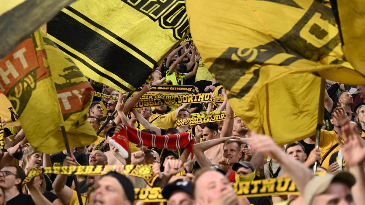 Il classe 2010 Roberto Scaglione del Genoa verso il Borussia Dortmund