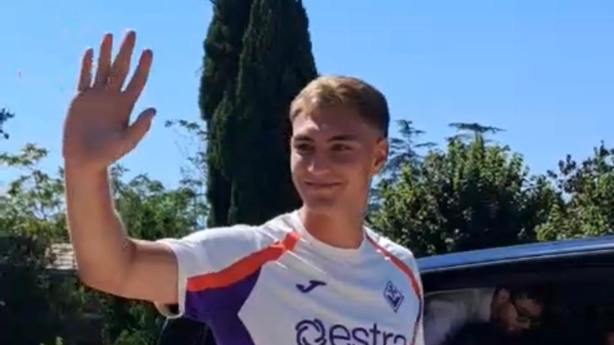 Fiorentina, Pellegrino è arrivato a Villa Donatello | FOTO E VIDEO