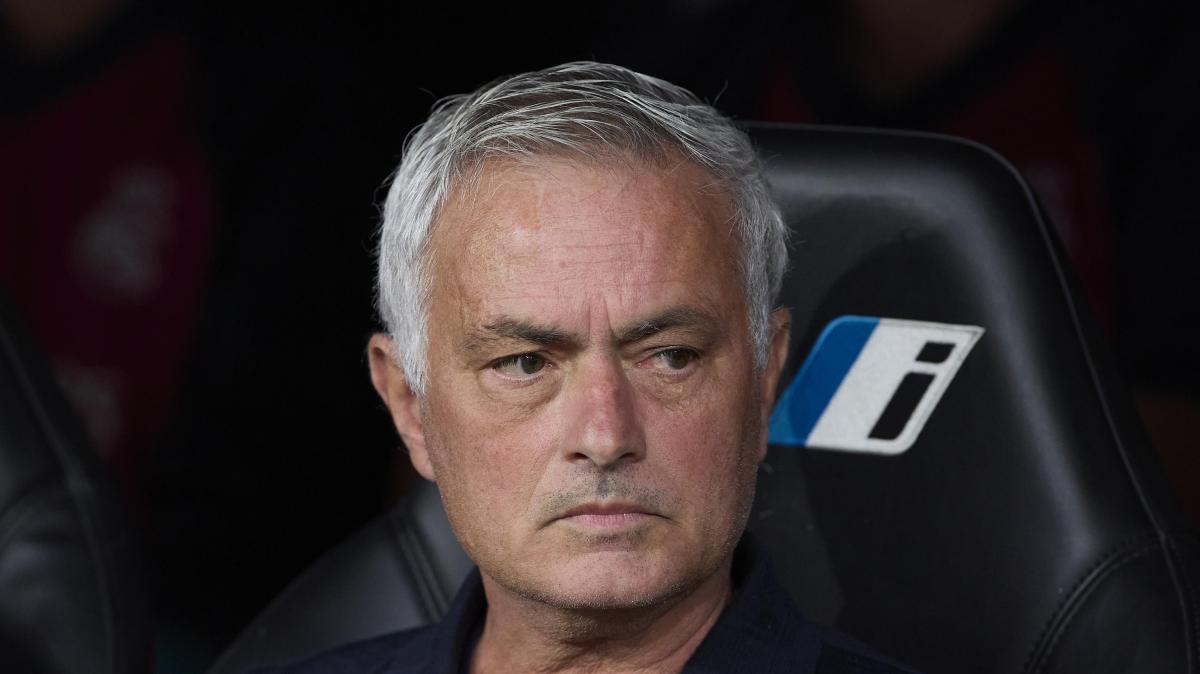 Mourinho: "Complimenti per questa designazione. Ortiz Arias? Un povero arbitro che ha fatto solo partitelle"