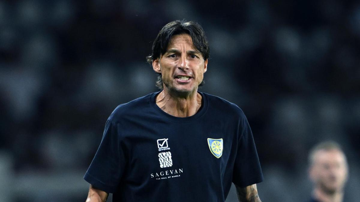 Carrarese, domani l'esonero di Cioffi. Al suo posto arriva Pagliuca