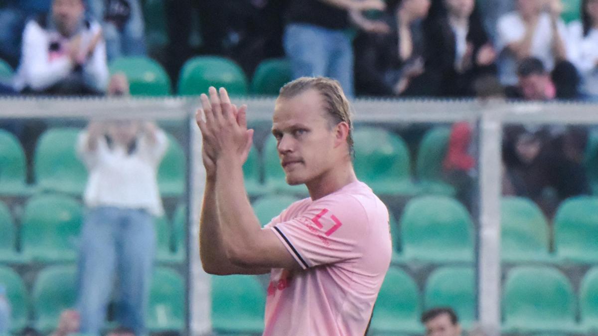 Palermo, rigore dopo OFR: Pohjanpalo segna il decisivo 3-2