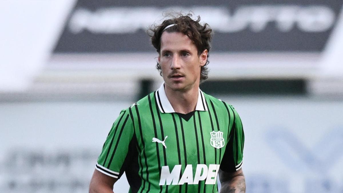 Pinamonti-Lazio, contatti continui: aumenta la fiducia