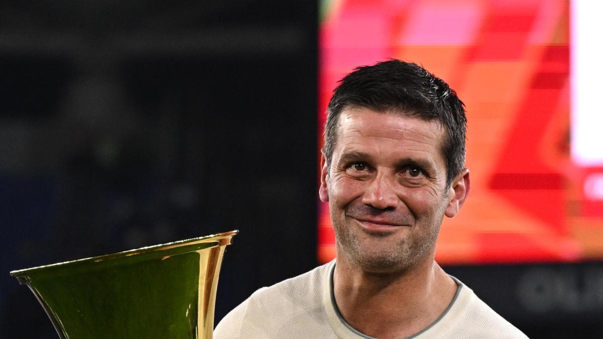 Inter, Chivu: "Non era facile ricompattare l'ambiente. La Coppa alzata con Lautaro? Mi hanno spinto"