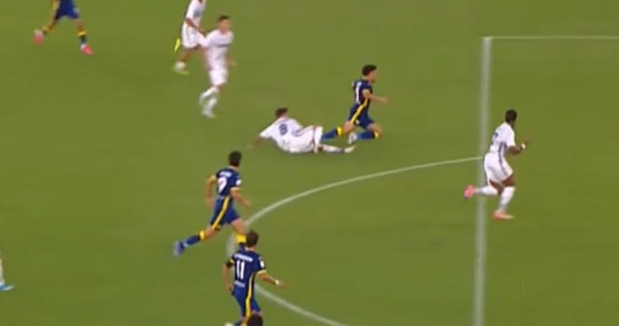 Hellas Verona-Ascoli, rosso per Corradini revocato dal Var: cosa è successo