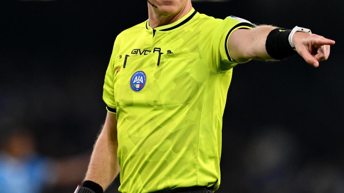 Le novità arbitrali in Serie A: niente espulsione per la mano davanti alla bocca, sì al VAR sui calci d'angolo
