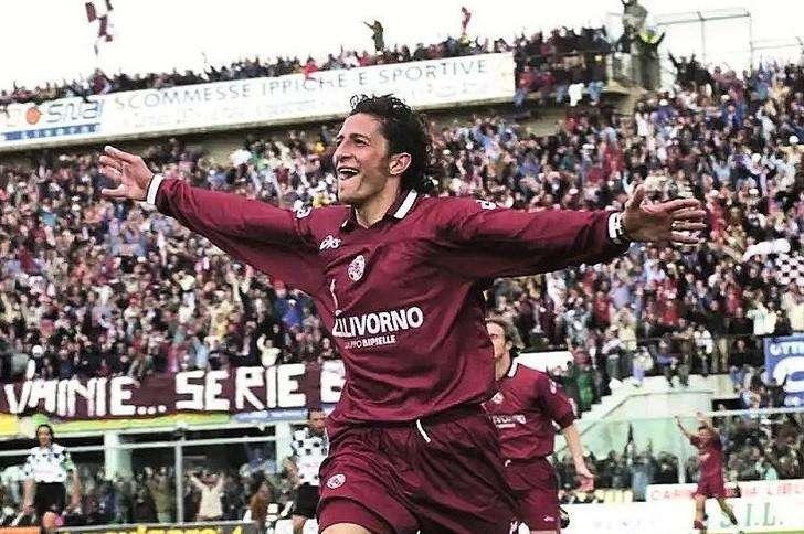 "Sognavo la 10 di Rivera. Ero quasi dell'Inter, poi Lazio e Napoli. Ma la mia vita resta Livorno". La nostra intervista a Igor Protti