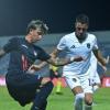 Achour e Pozzi firmano il derby: il Cosenza batte 2-0 il Crotone e passa il turno