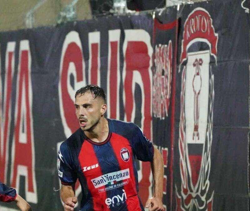 Gomez salva Zauli: una doppietta del bomber frena il lanciato Taranto 