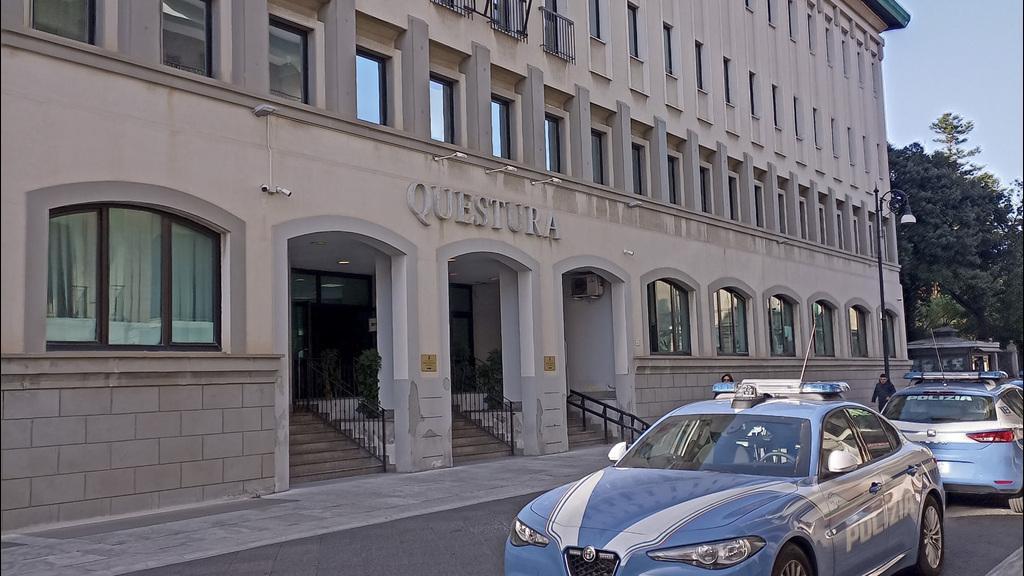 Reggio Calabria, DASPO "fuori contesto" per tre tifosi organizzati della Reggina
