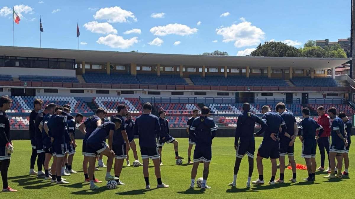 Cosenza, novità sul ritiro precampionato: esclusa l'ipotesi Fuscaldo