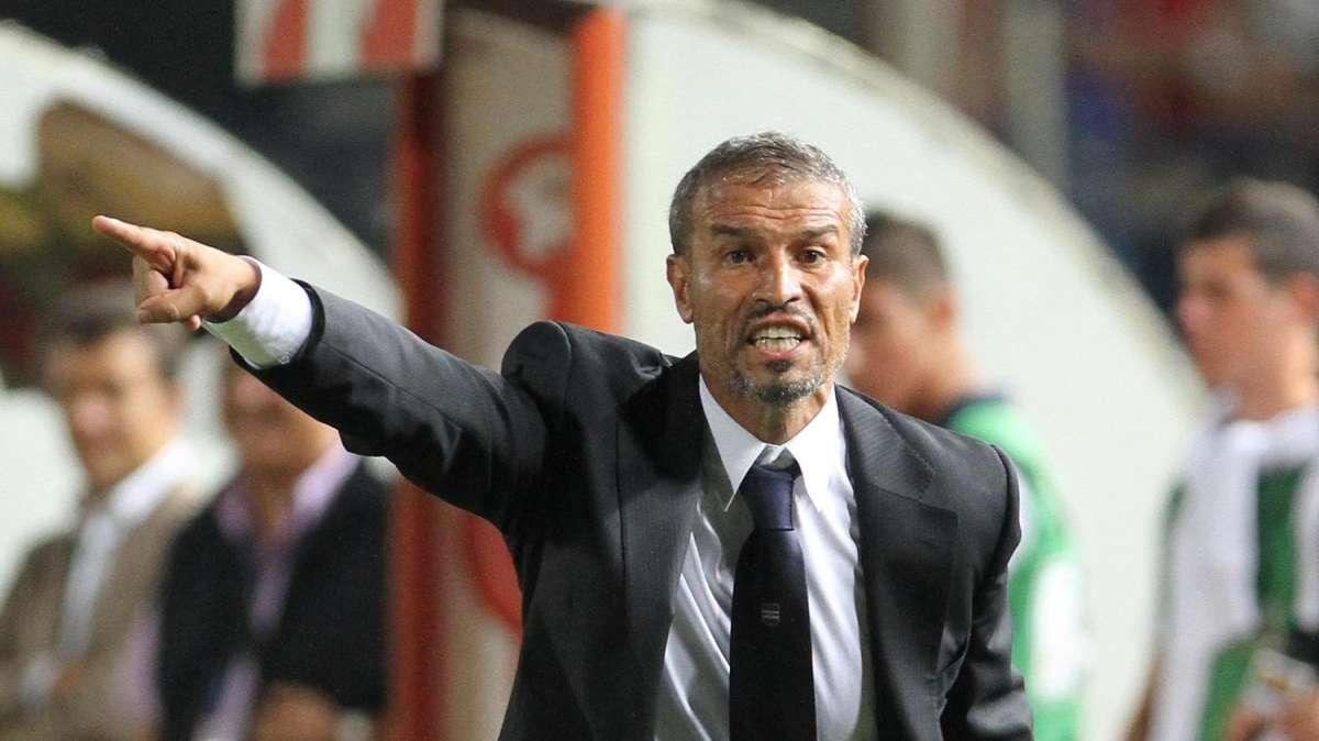 Reggina, l'ex tecnico Atzori: "C'è una buona base per puntare al futuro. Ricordo? I 25 mila del Granillo" 
