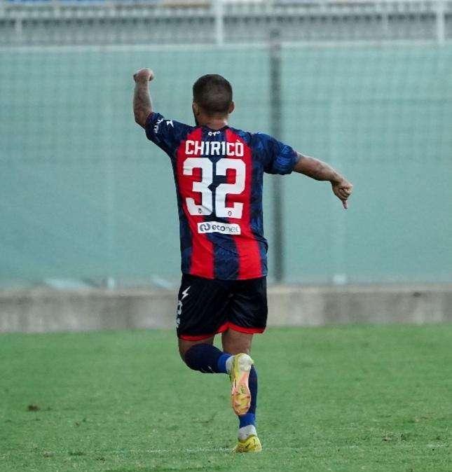 Crotone, débacle al Partenio e vetta ormai un miraggio 