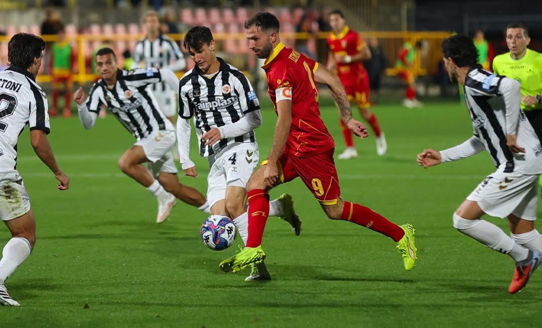 Catanzaro-Ascoli 1-6.  Indegni! prestazione Pessima e indecorosa di un Catanzaro totalmente inesistente. Esonerato Gorgone