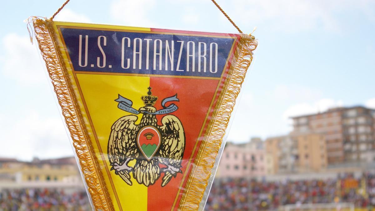 Serie B, il Catanzaro debutta a Vicenza: sfida al Menti il 21 agosto