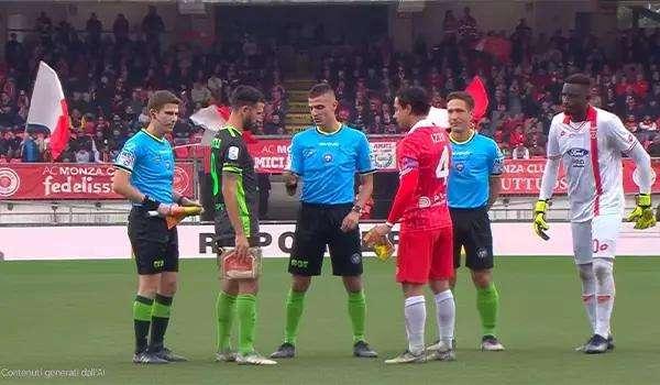Monza-Catanzaro 2-1, prima (meritata) sconfitta stagionale per i giallorossi. Il tabellino