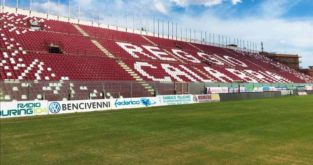 Stadi, dietrofront. Si torna al 50% della capienza. Per i calciatori scatta obbligo vaccinale. 