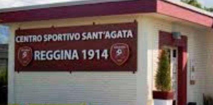 La Reggina ufficializza il passaggio di proprietà a Felice Saladini 