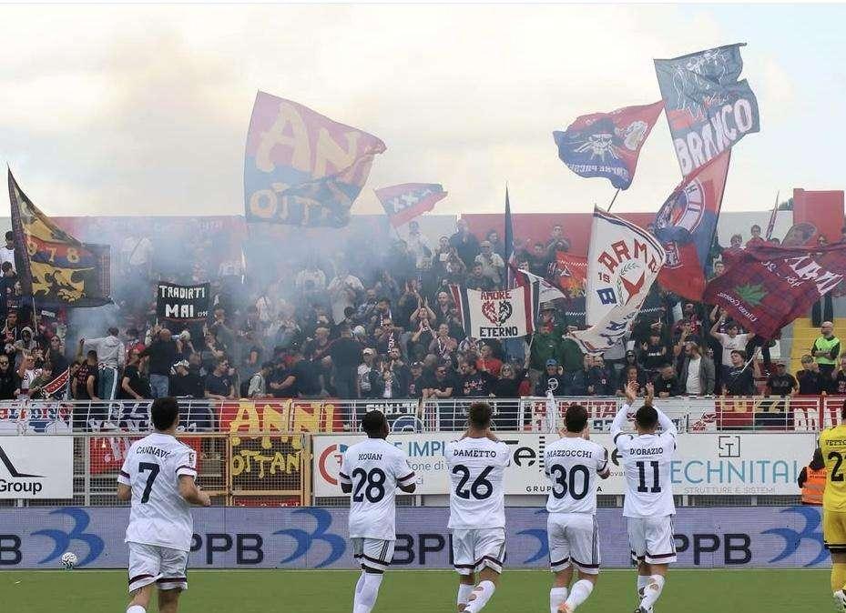 Cosenza sempre più vicino alla vetta, pesano i due punti di Altamura!