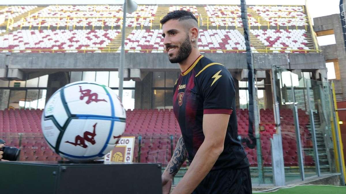TOP & FLOP di Cosenza-Salernitana: Tutino fa male, Balhouli si divora il pari 
