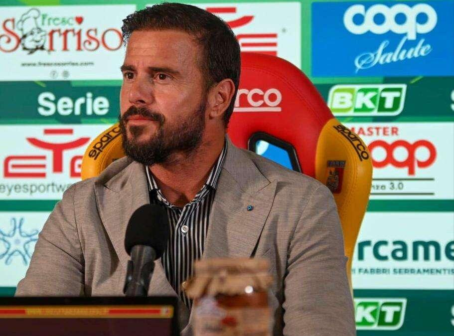 Catanzaro, sondaggi concreti per Azzi e Majer: la situazione 