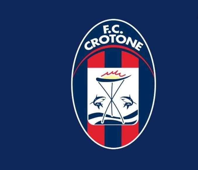 UFFICIALE - Crotone, rinnova il capitano Golemic, arriva a titolo definitivo Chiricó