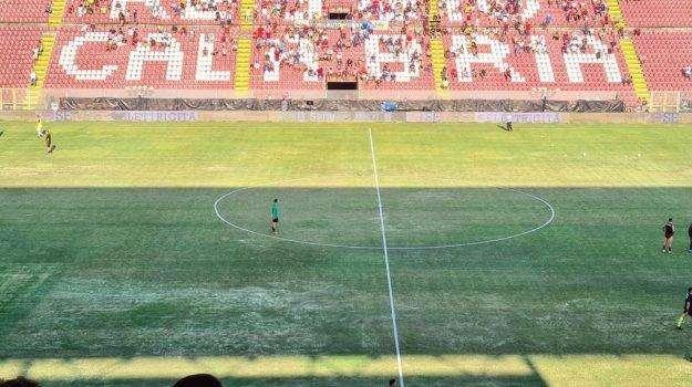 Il terreno del Granillo: non una bella immagine, la Reggina è una cosa seria