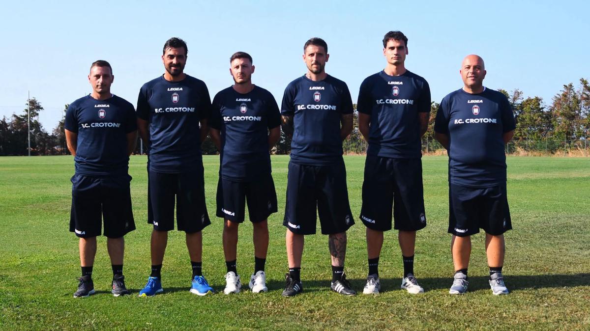 Crotone, definito lo staff tecnico che affiancherà mister Leandro Greco