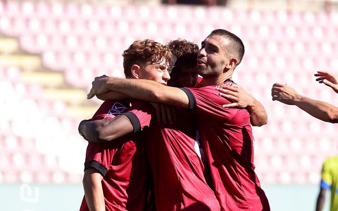 Reggina, show al debutto: 5-0 al Licata e 12 gol in due partite