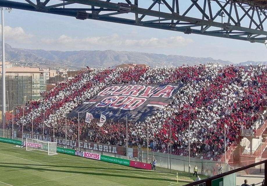 Reggina, dopo la bocciatura del Consiglio di Stato si disperde il parco calciatori. Tanta delusione, ma occorre ricostruire 